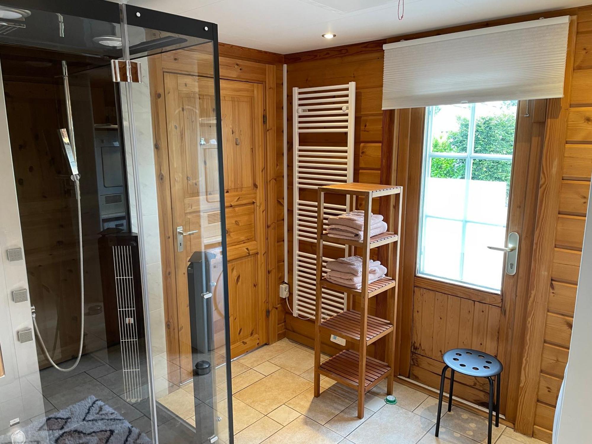 Vrijstaande Luxe Finse Blokhut 2-6 Of 2-8 Pers Villa Kropswolde Ngoại thất bức ảnh